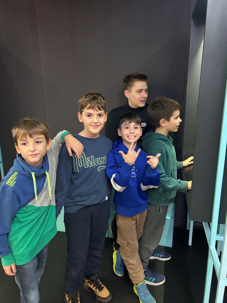 poseta palati nauke 32 poseta palati nauke 32