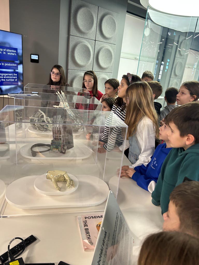 poseta palati nauke 41 poseta palati nauke 41