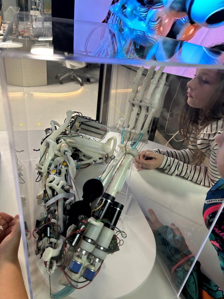 poseta palati nauke 44 poseta palati nauke 44