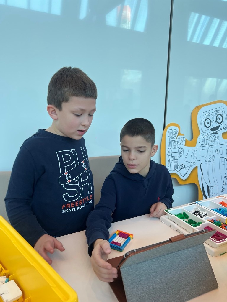 vukobraovicevi dani robotike 15