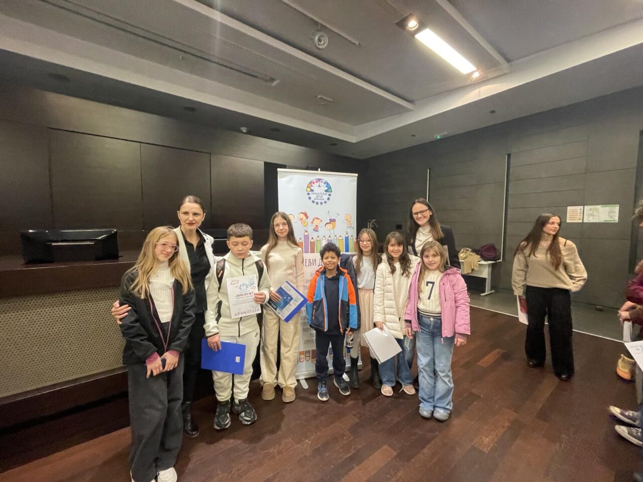 pesnicka susretanja dece i mladih1