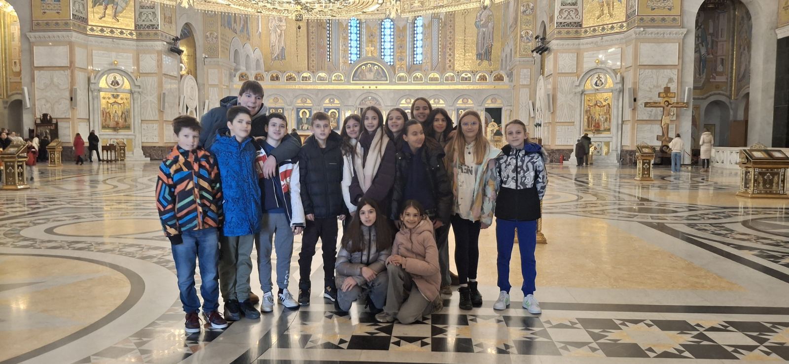 poseta hramu svetog save 2 poseta hramu svetog save 2