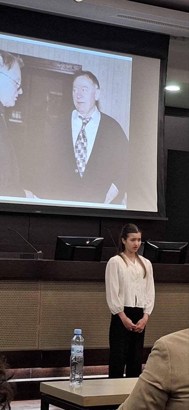 kraljevstvo poezije 4