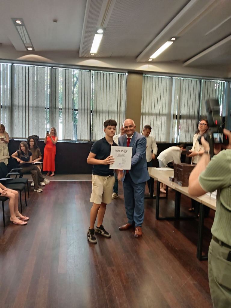IMG-eba6c85acf21e31fcff6daa53f7d6fce-V